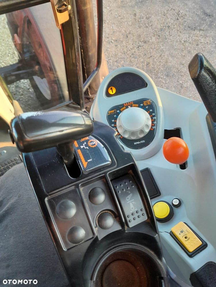 Massey Ferguson 6490 - 8