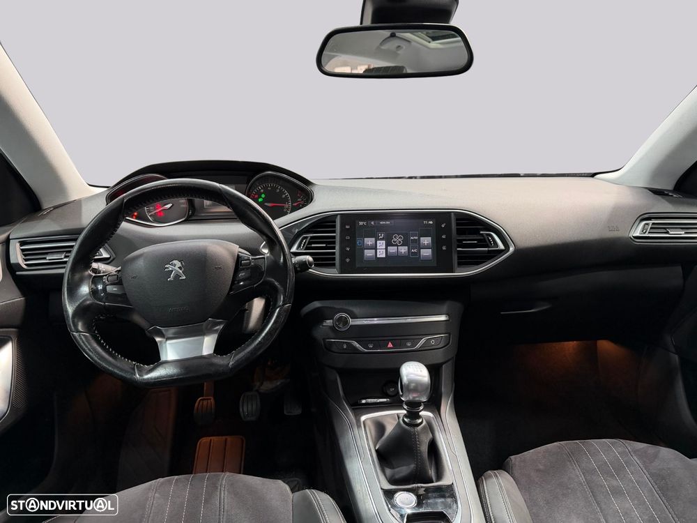 Peugeot 308 - 13