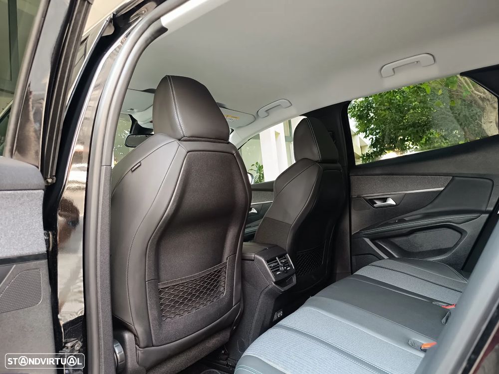 Peugeot 3008 1.2 PureTech Allure EAT8 - 17