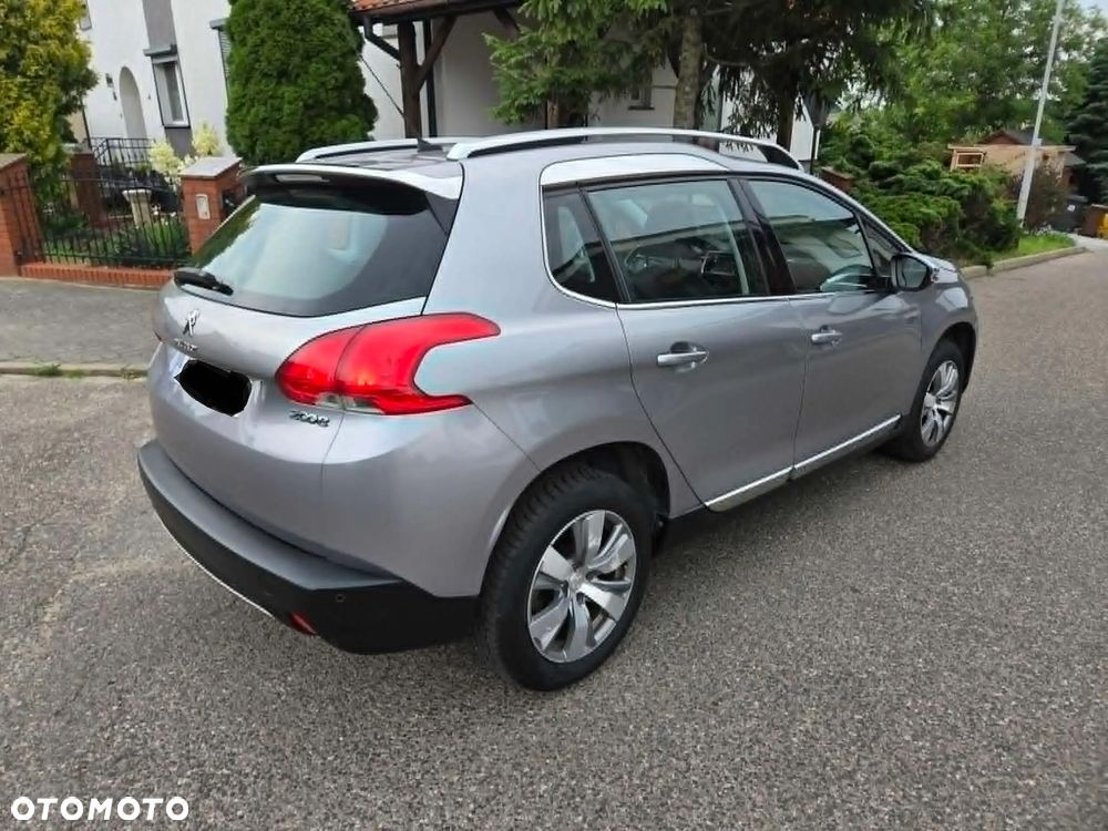 Peugeot 2008 PureTech 82 Allure - 3