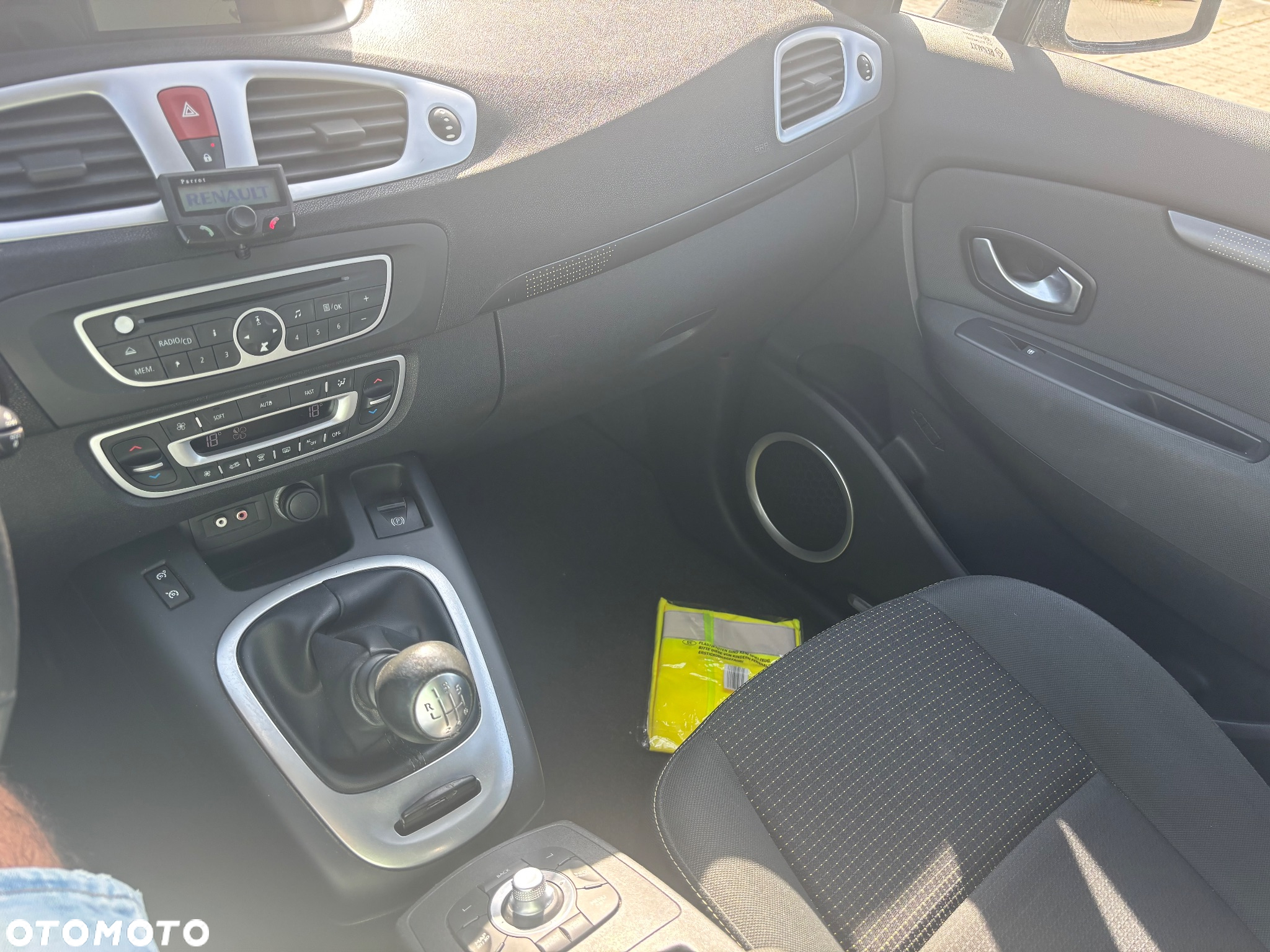 Renault Scenic 1.4 16V TCE TomTom Edition - 8