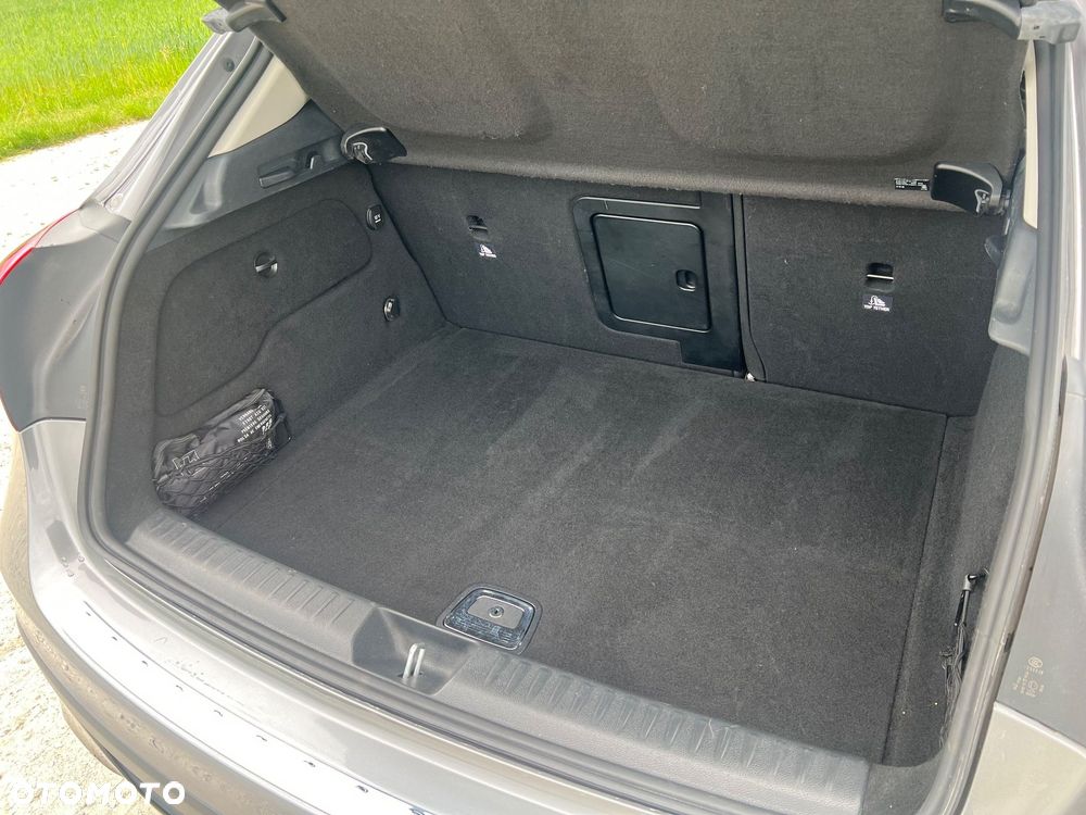 Mercedes-Benz GLA 200 d 7G-DCT - 7