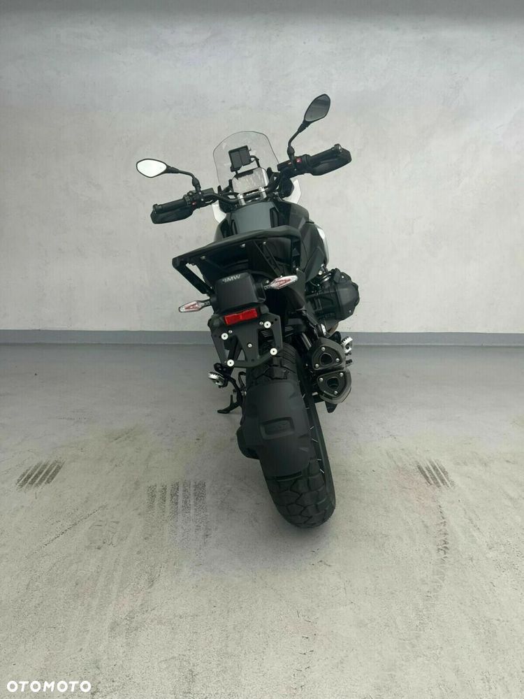 BMW R - 6