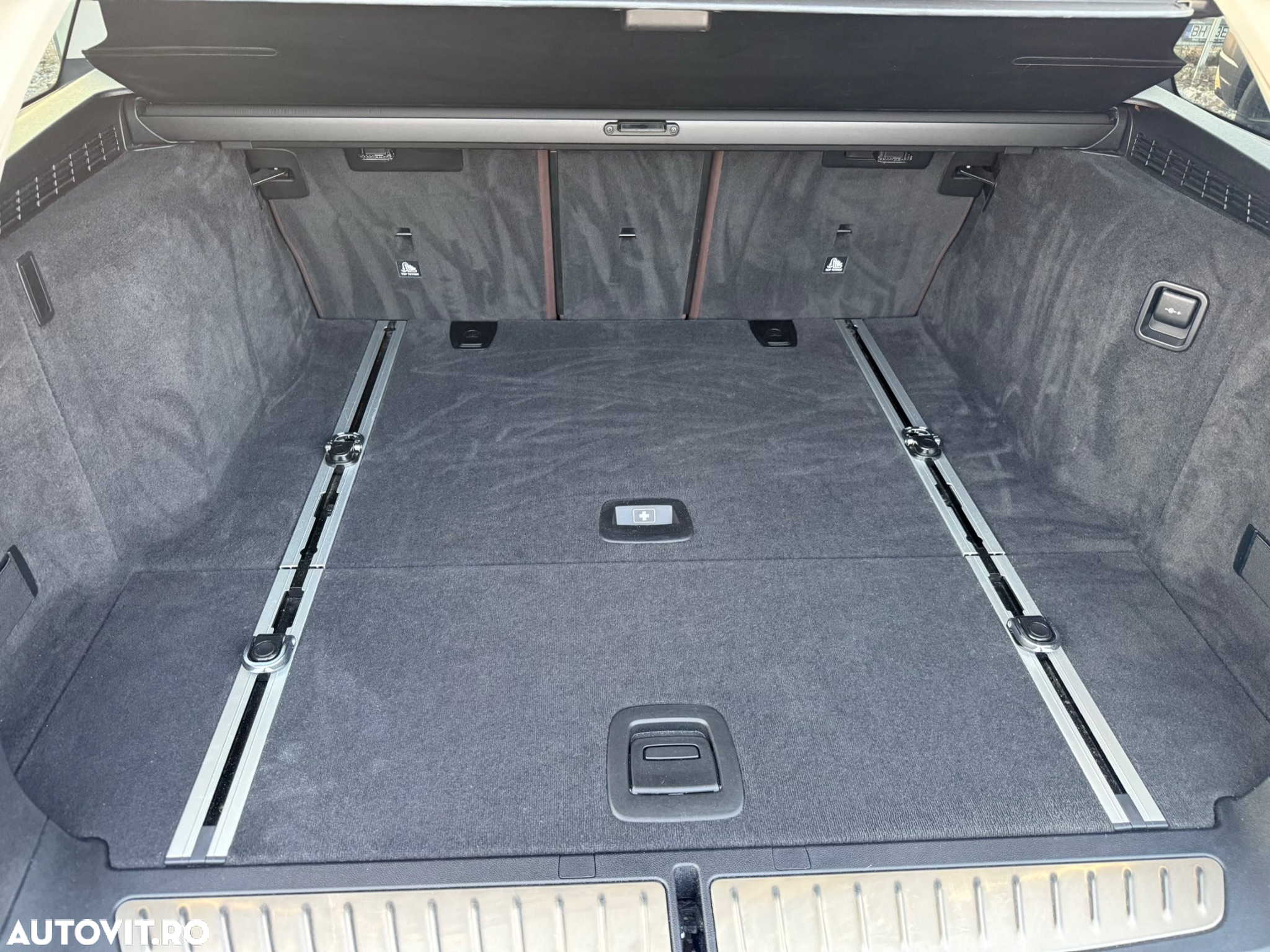 BMW Seria 5 520d Touring Aut. Luxury Line - 33