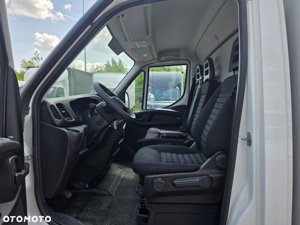 Iveco Kontener z Windą 8EP 35C16 Bliźniaki - 11