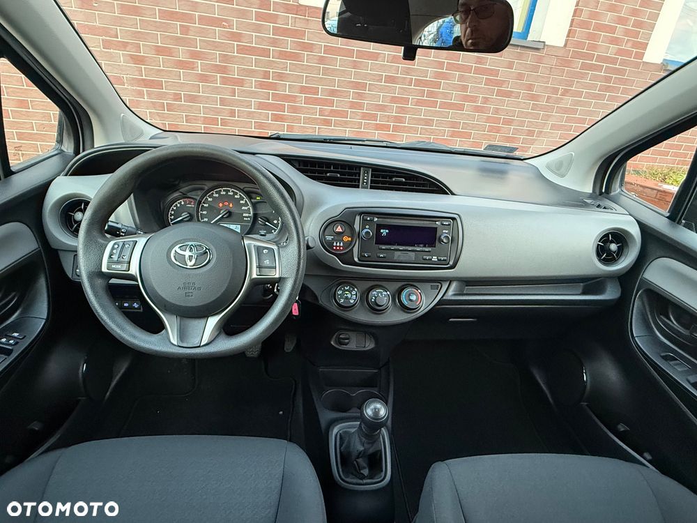 Toyota Yaris 1.0 Active - 26