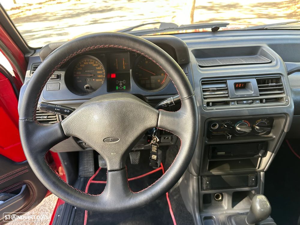 Mitsubishi Pajero - 20