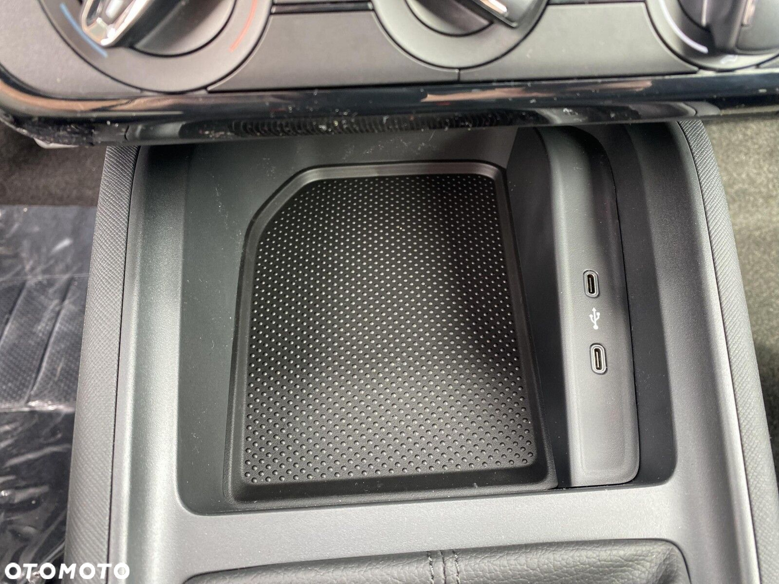 Skoda Kamiq 1.0 TSI Essence - 29
