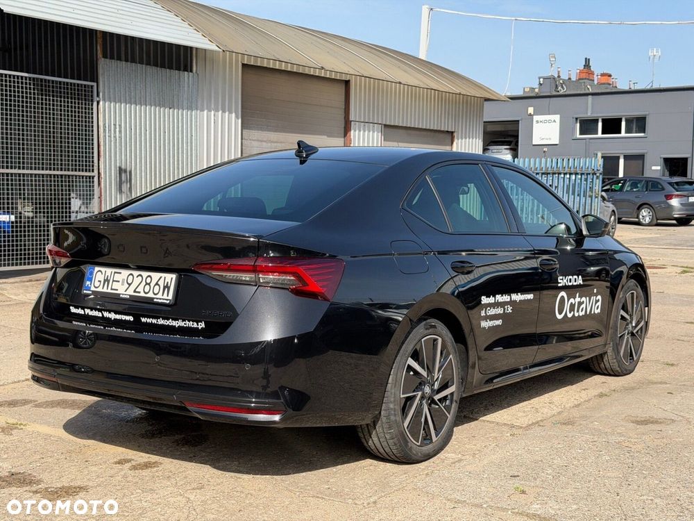 Skoda Octavia 1.5 TSI mHEV Sportline DSG - 6