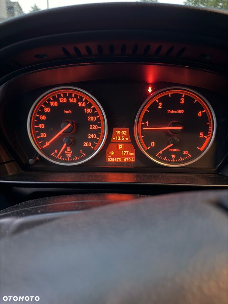 BMW Seria 5 - 8