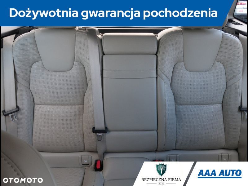 Volvo XC 60 - 11