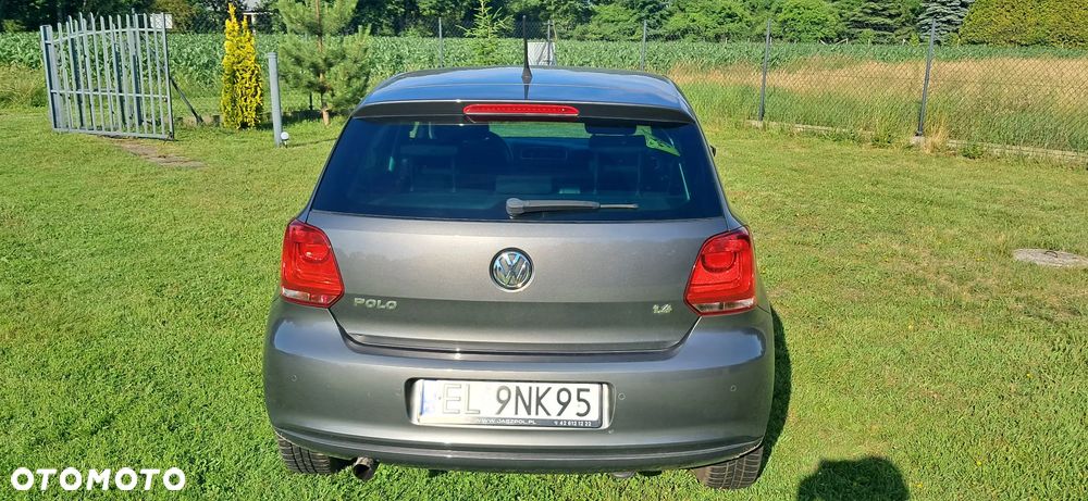 Volkswagen Polo 1.4 16V Comfortline DSG - 5