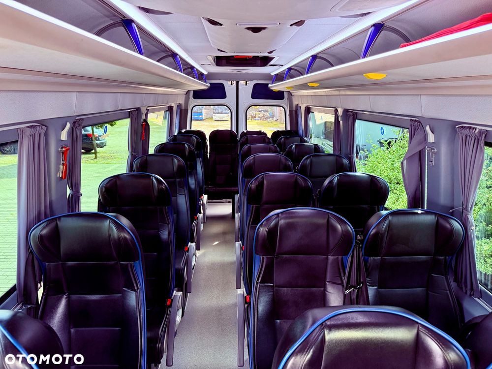 Mercedes-Benz SPRINTER 516 24 Miejsca - 13