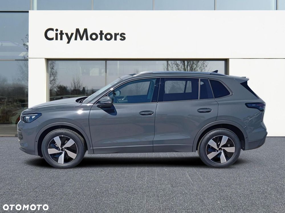Volkswagen Tiguan - 3