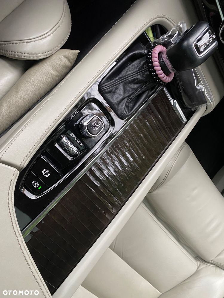 Volvo XC 90 D5 AWD Geartronic Inscription - 40