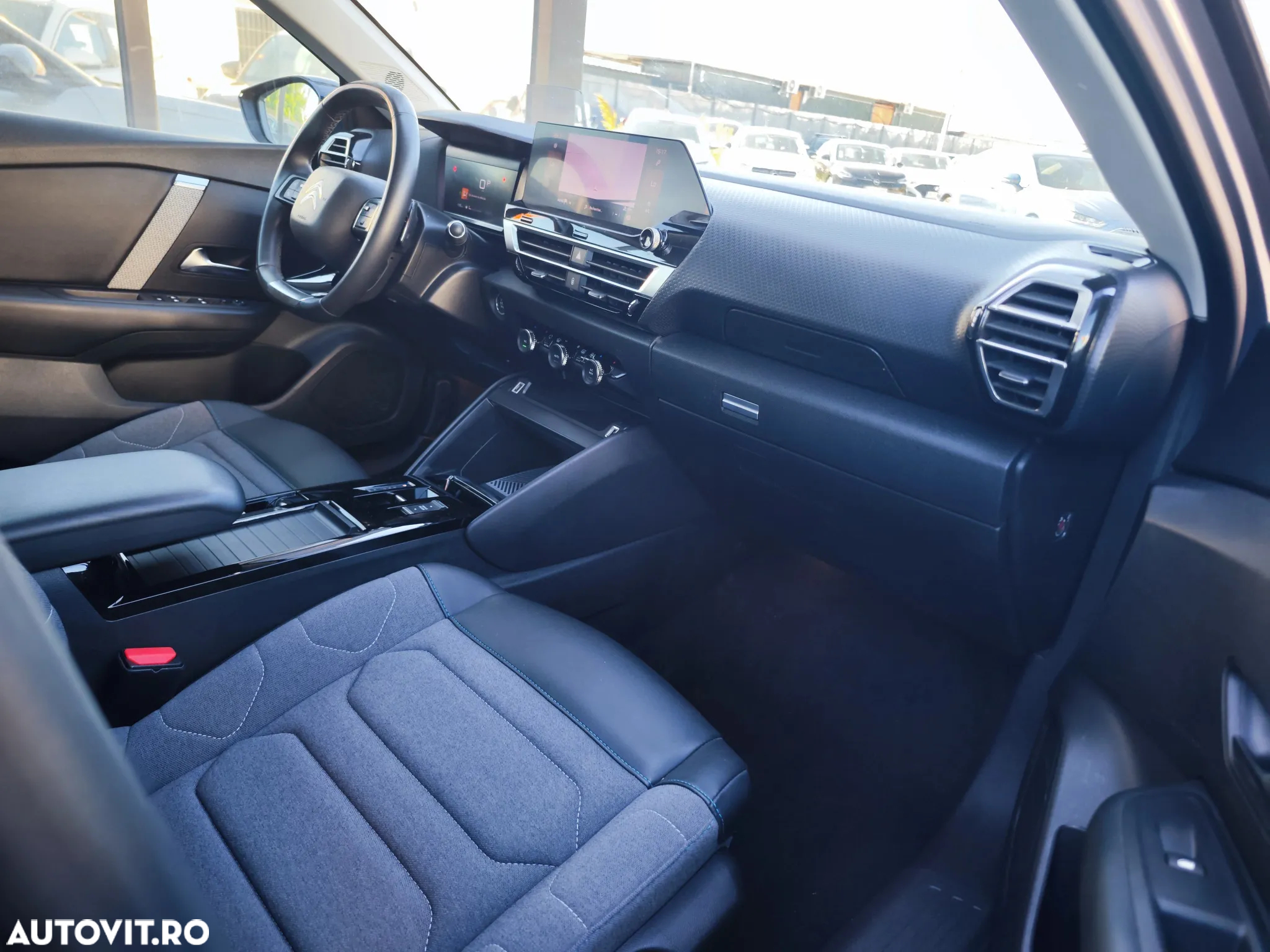 Citroën C4 BlueHDi 130 Stop&Start EAT8 FEEL PACK - 10