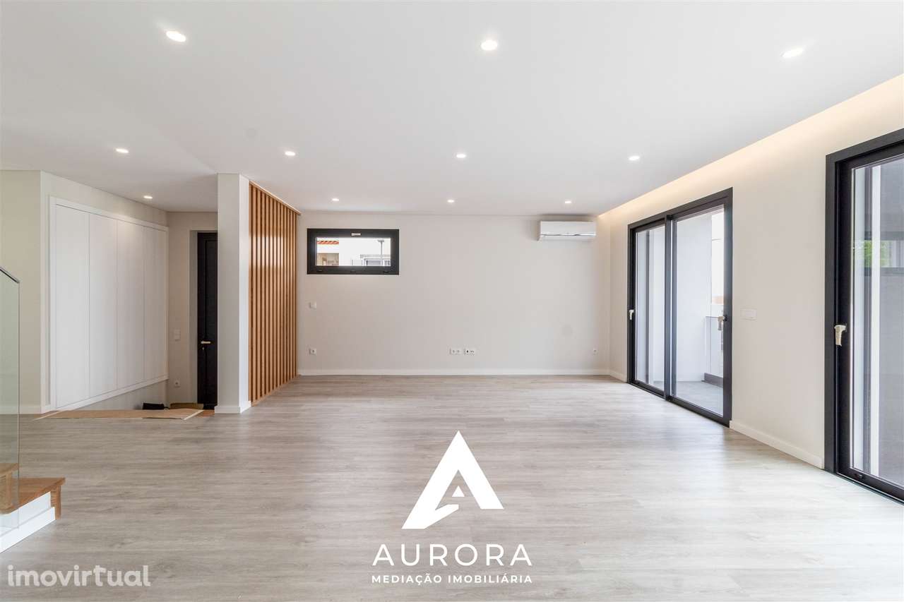 Moradia T4 Venda em Anta e Guetim,Espinho - Grande imagem: 3/38