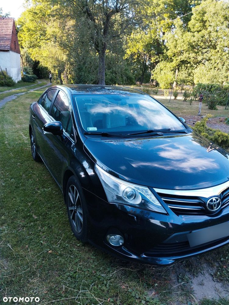 Toyota Avensis 2.0 D-4D Premium - 18