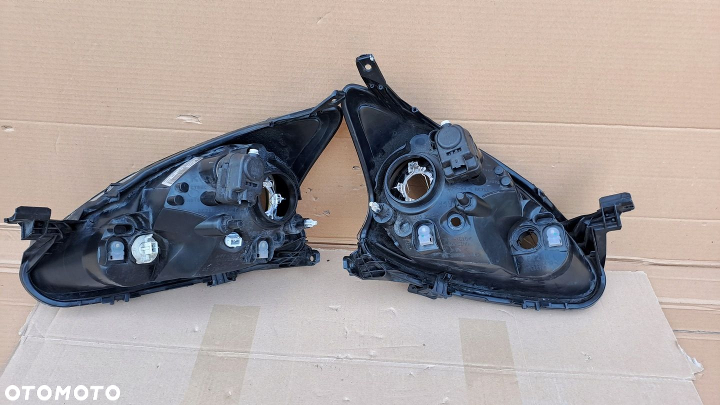 TOYOTA AYGO 2005-- PRAWA LEWA LAMPA KOMPLET UŻYWANE - 4