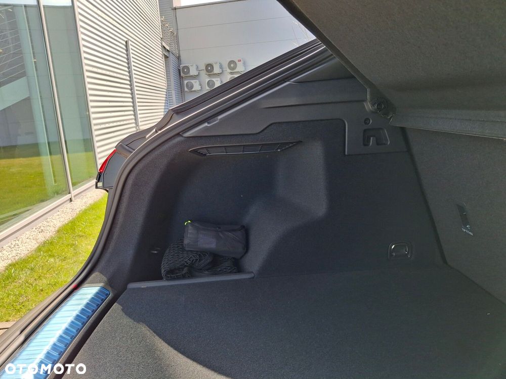 Audi Q3 Sportback - 12