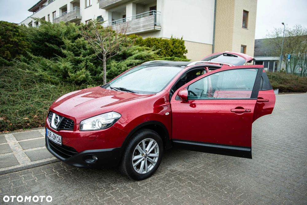 Nissan Qashqai 2.0 dCi 4 x 4 DPF tekna - 7