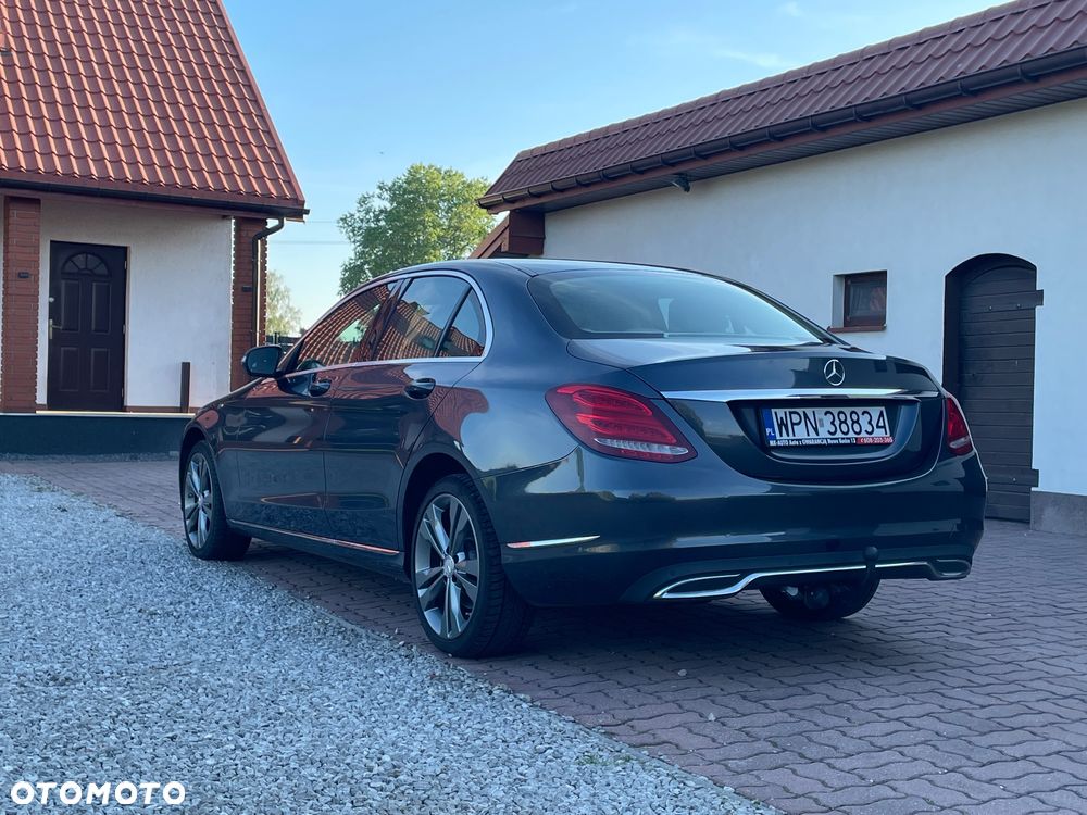 Mercedes-Benz Klasa C 180 Exclusive - 6