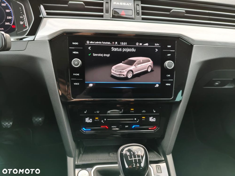 Volkswagen Passat - 7