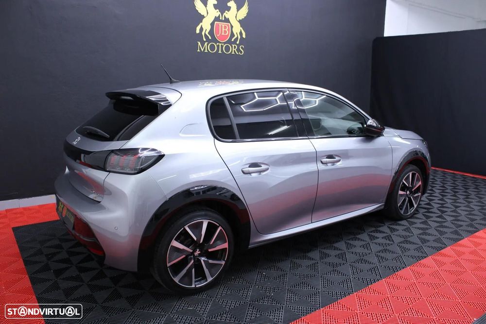 Peugeot e-208 50 kWh GT Line - 3