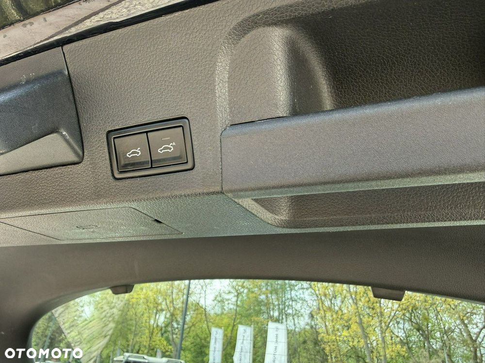 Volkswagen Arteon 2.0 TDI 4Motion SCR Elegance DSG - 12