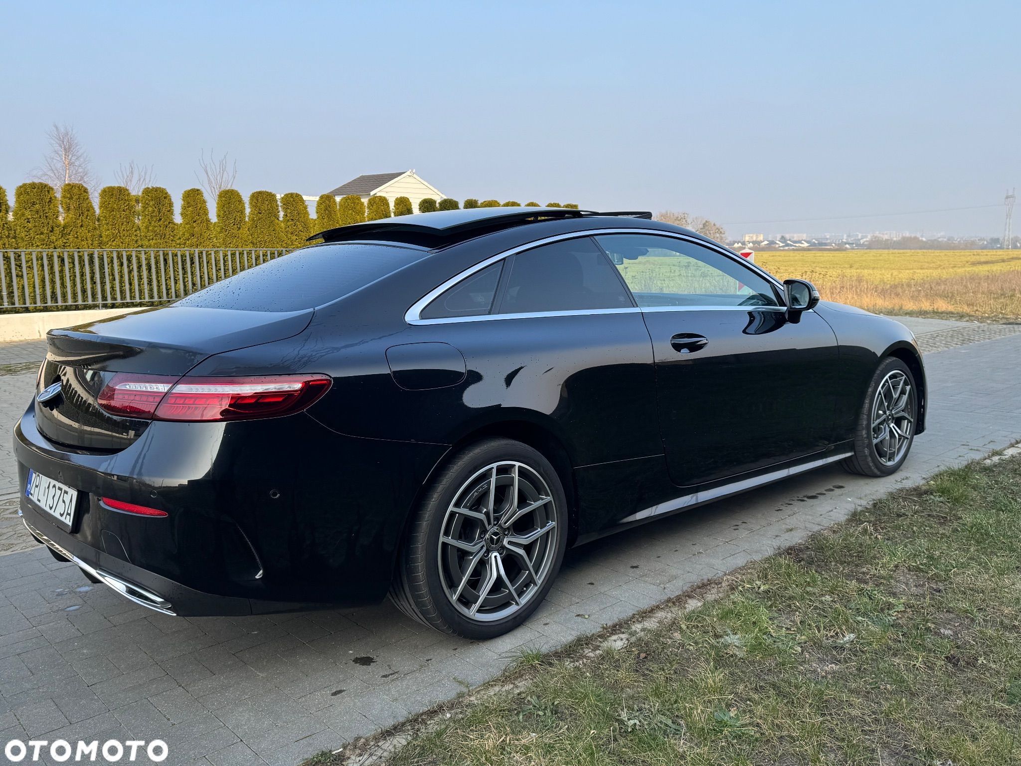 Mercedes-Benz Klasa E 220 d Coupe 4-Matic AMG - 27