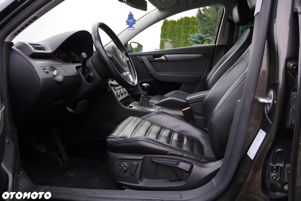 Volkswagen Passat 2.0 TDI BlueMotion Technology Highline - 6