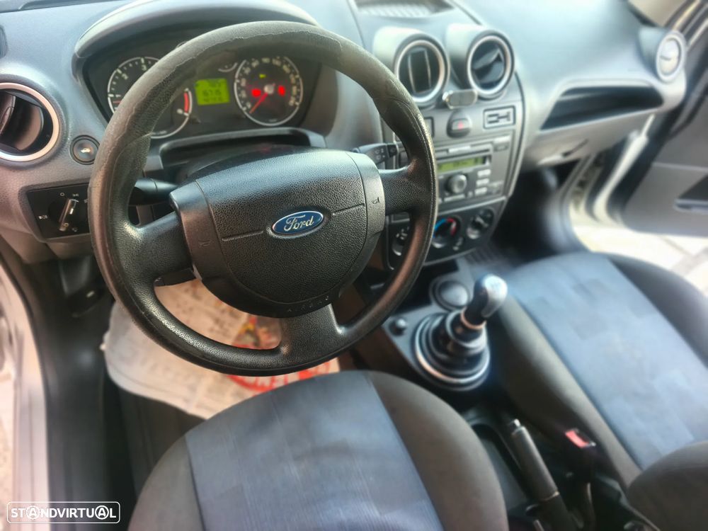 Ford Fiesta 1.4 TDCi First Edition - 6