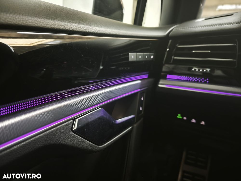 Volkswagen Touareg V6 TDI R-Style - 25