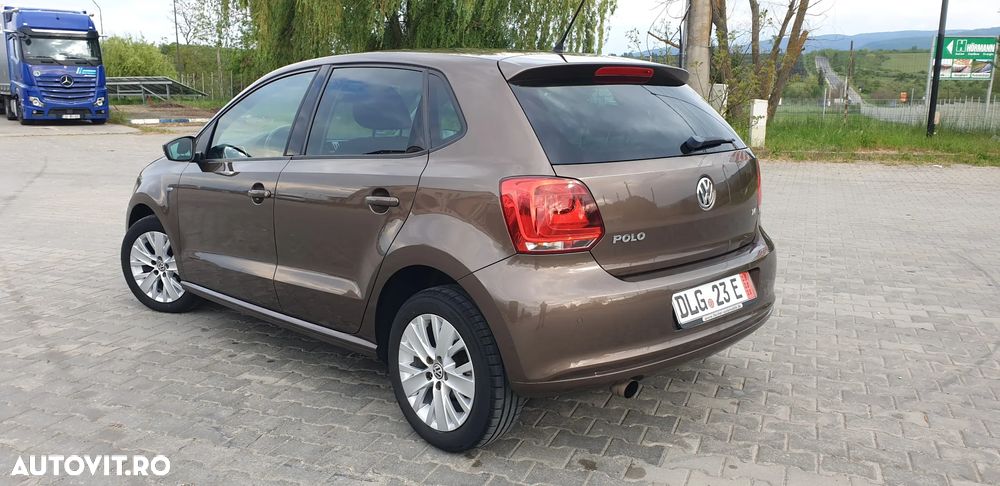 Volkswagen Polo 1.4 Attractive - 4