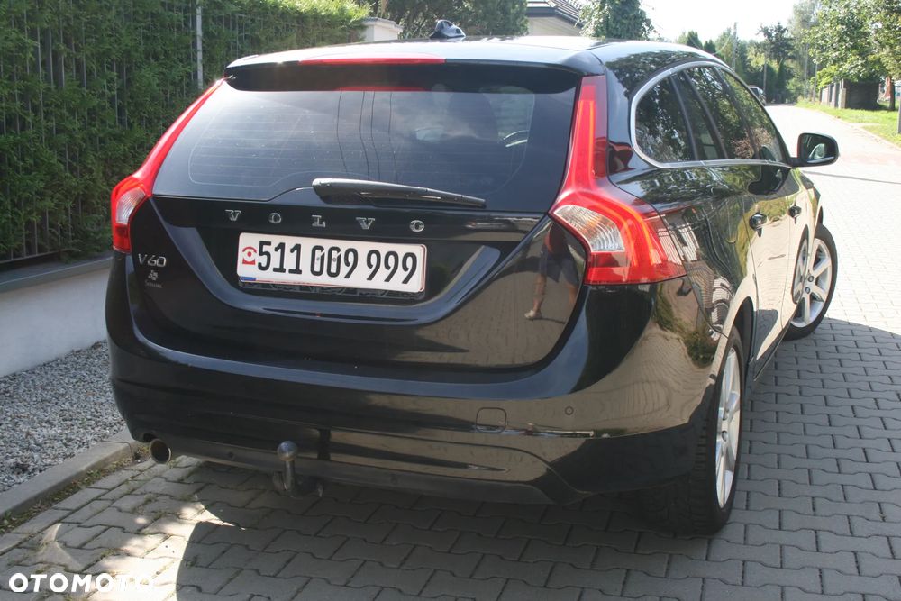 Volvo V60 D3 Drive-E Dynamic Edition (Momentum) - 33