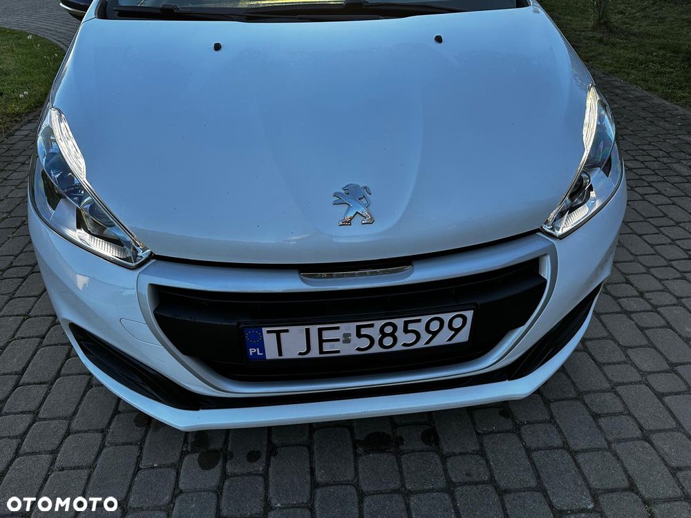 Peugeot 208 - 9