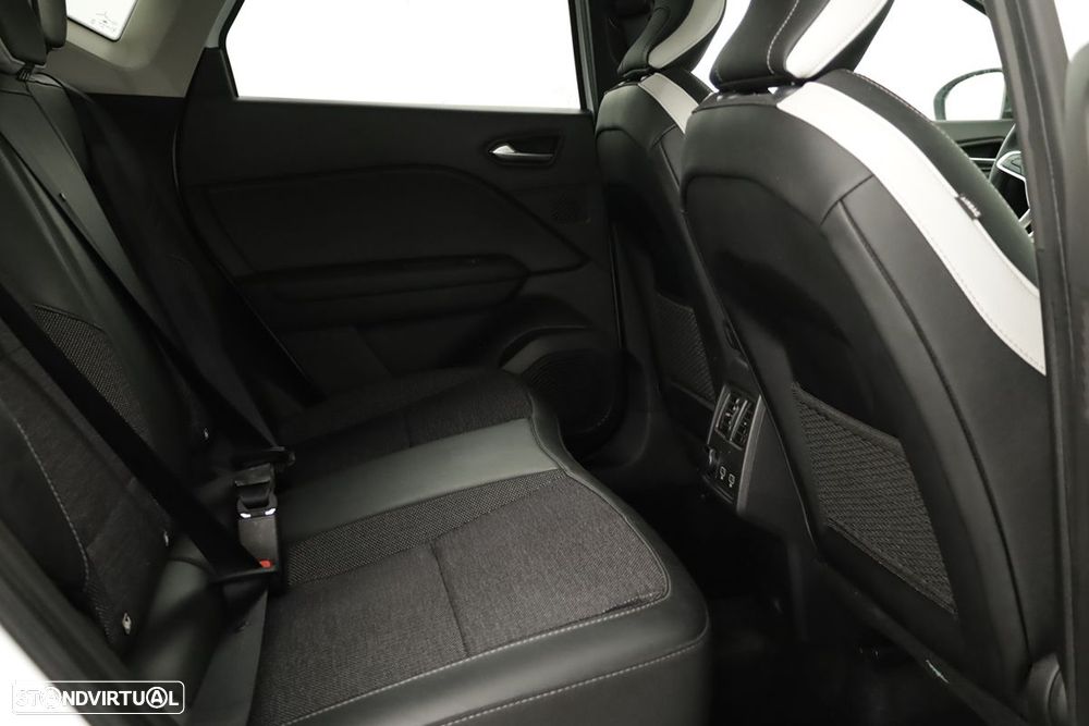 Renault Captur 1.0 TCe Techno - 23
