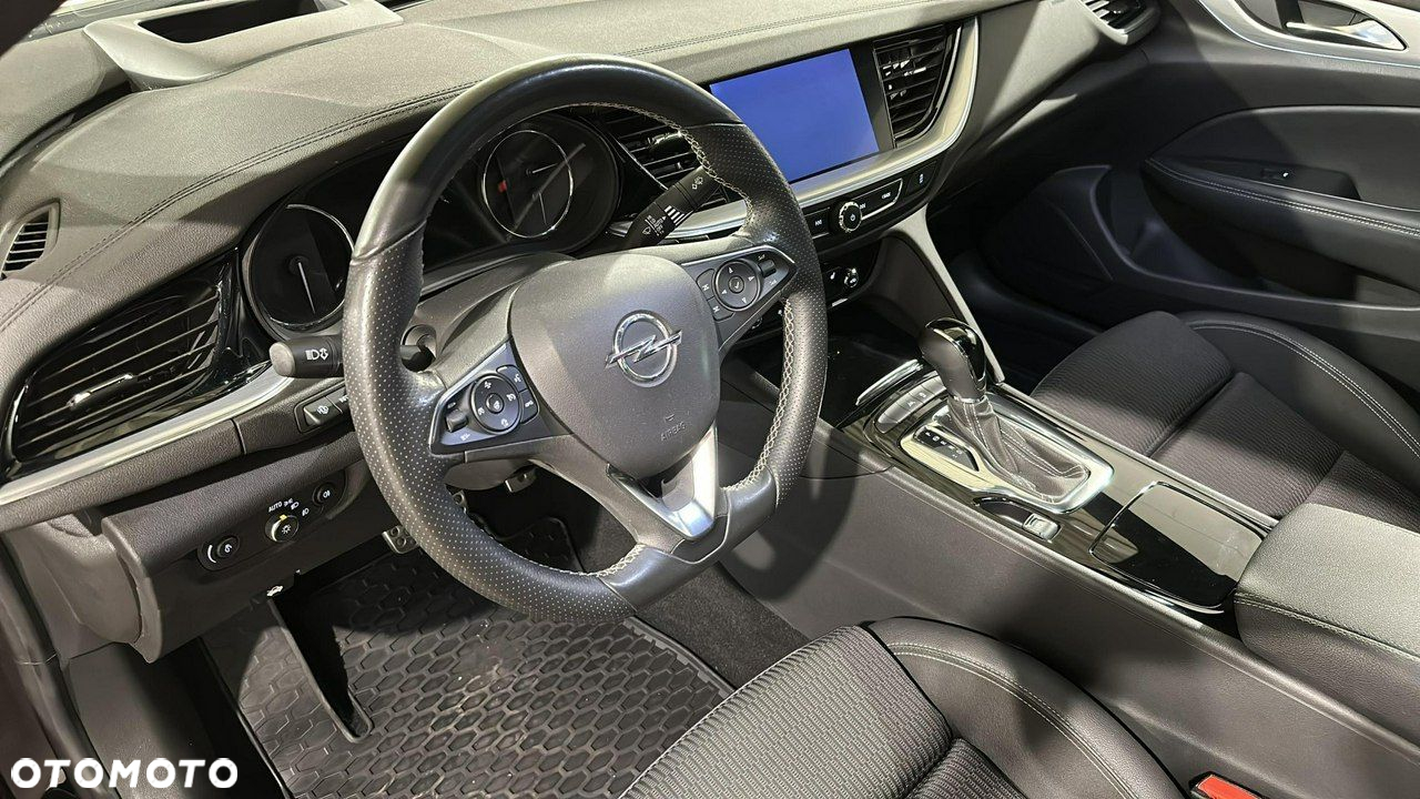 Opel Insignia - 11