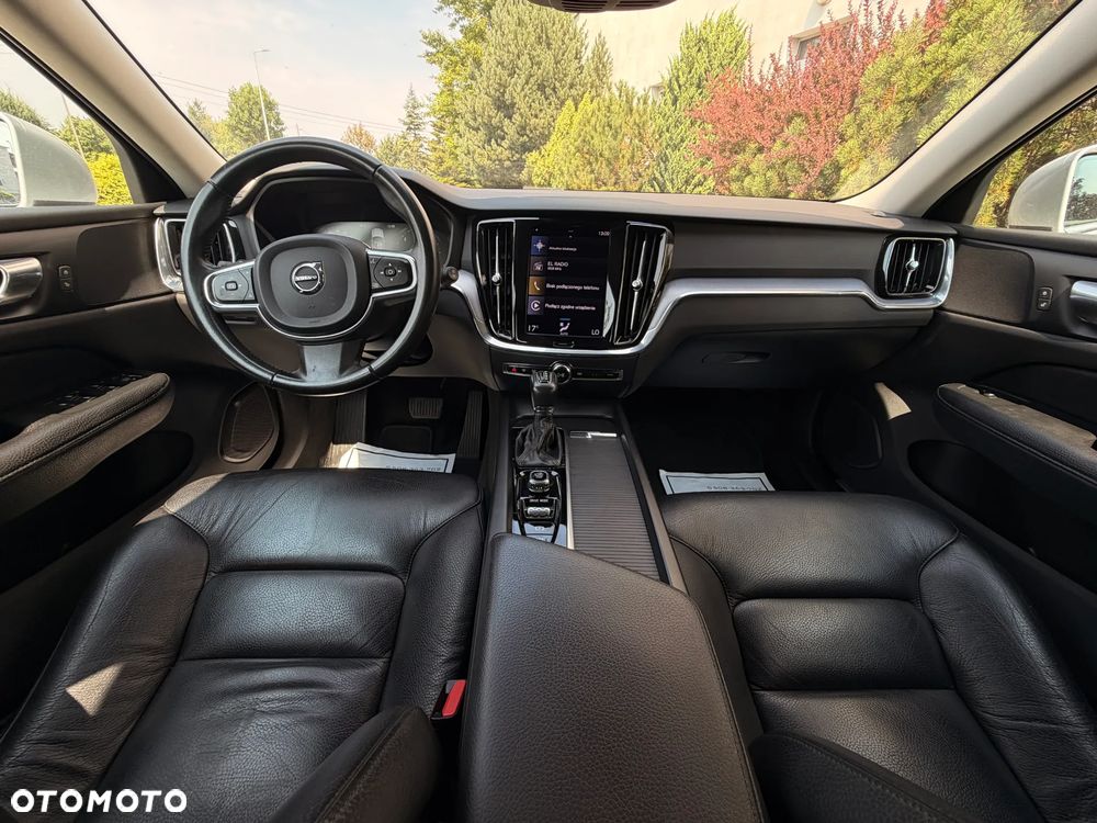 Volvo V60 D3 SCR AWD - 18