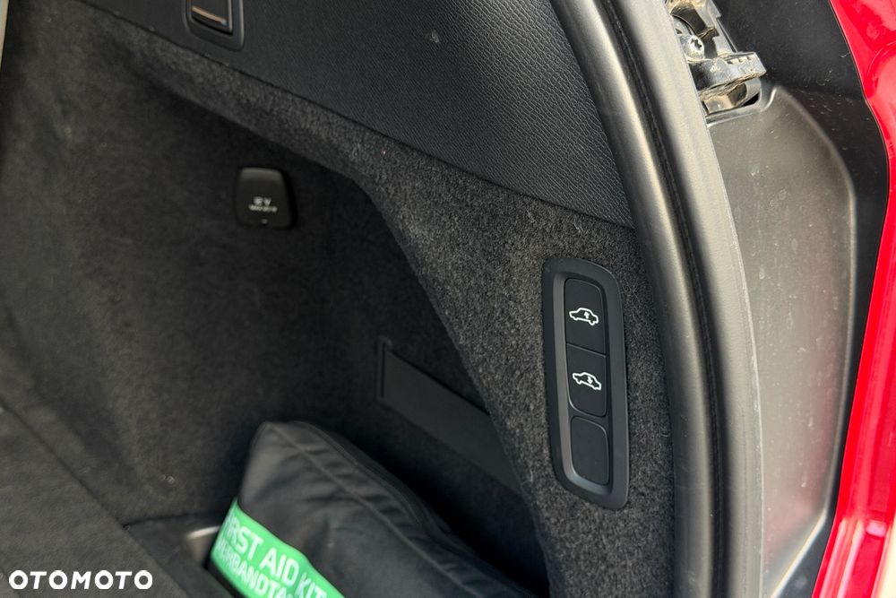 Volvo XC 90 T8 AWD Plug-In Hybrid Ultimate Bright 7os - 35