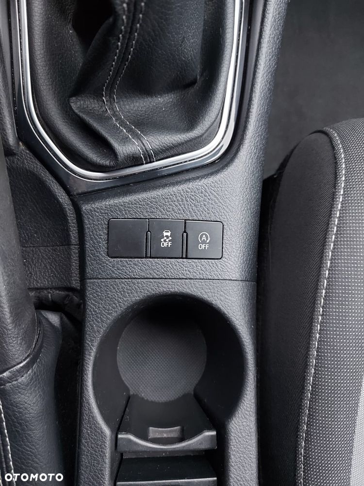 Toyota Auris 1.6 D-4D Premium - 14