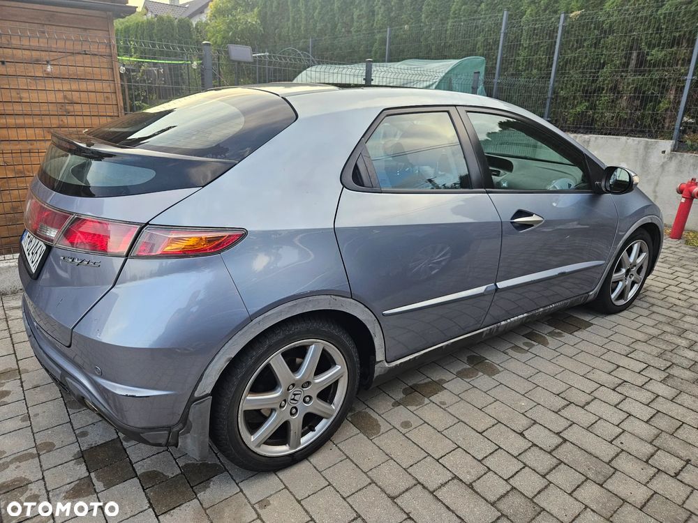 Honda Civic 1.8 Executive - 14
