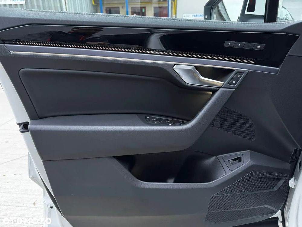 Volkswagen Touareg 3.0 V6 TDI 4Motion R-Line - 23