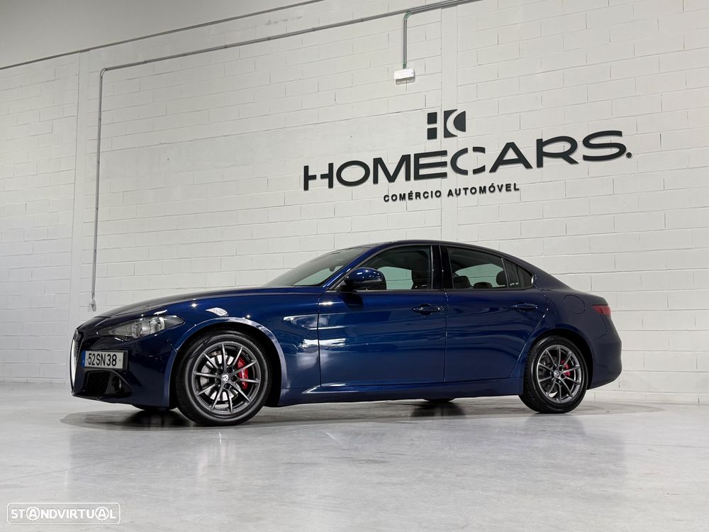 Alfa Romeo Giulia 2.2 D AT8 - 4