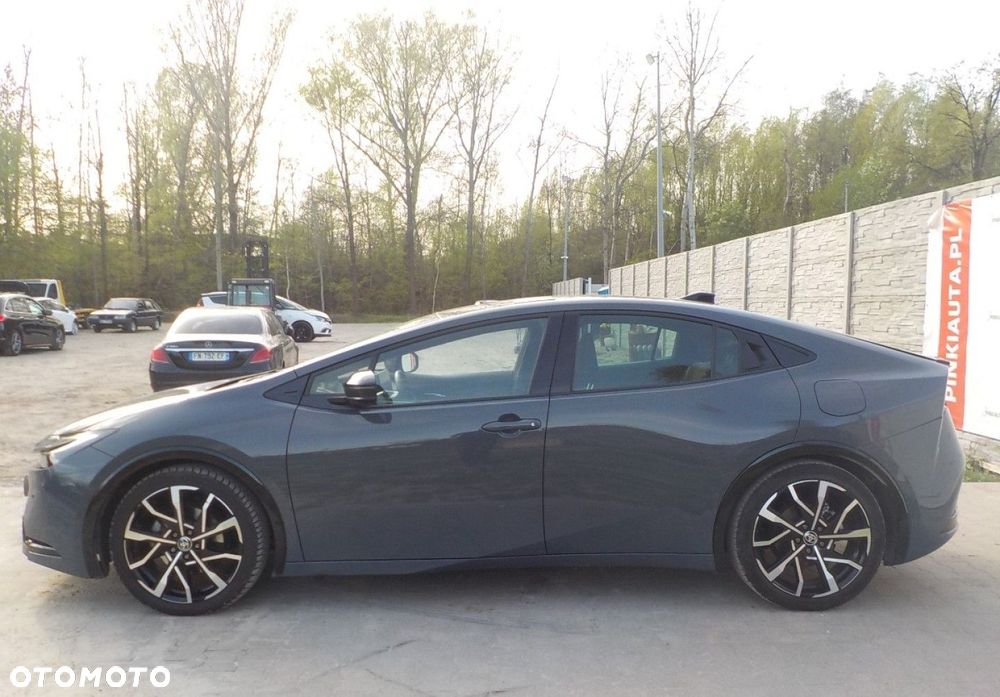 Toyota Prius - 15