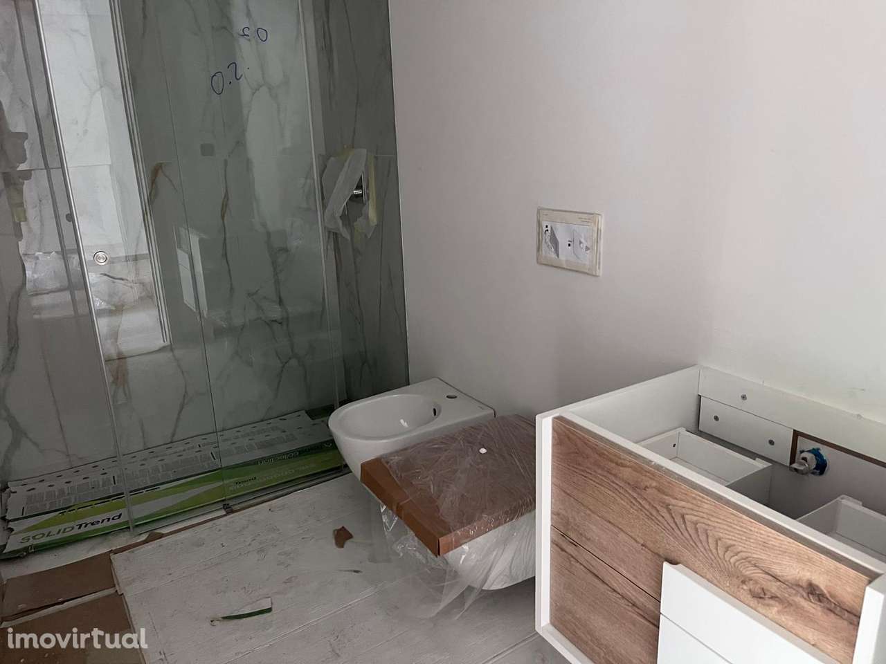 T1 novo com varanda, garagem e ar condicionado - Grande imagem: 4/21