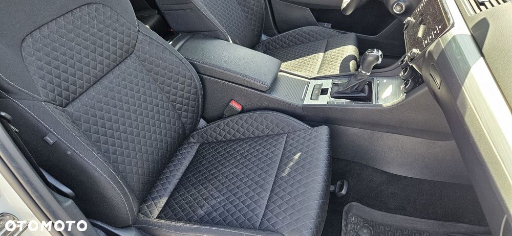 Skoda Superb 2.0 TDI SCR Ambition DSG - 24