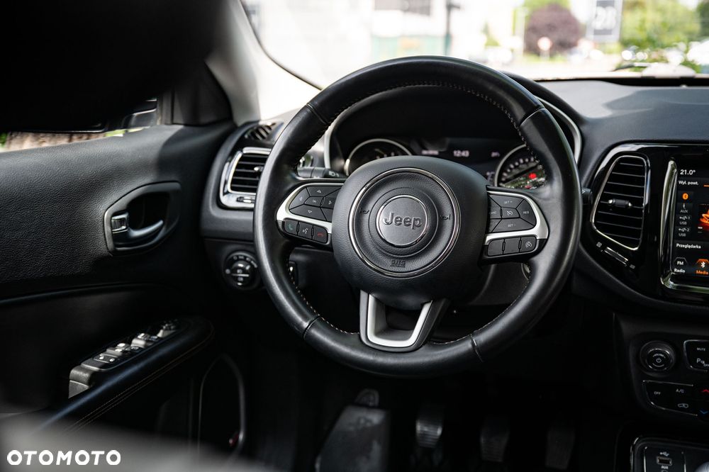 Jeep Compass 1.4 TMair Limited FWD S&S - 23