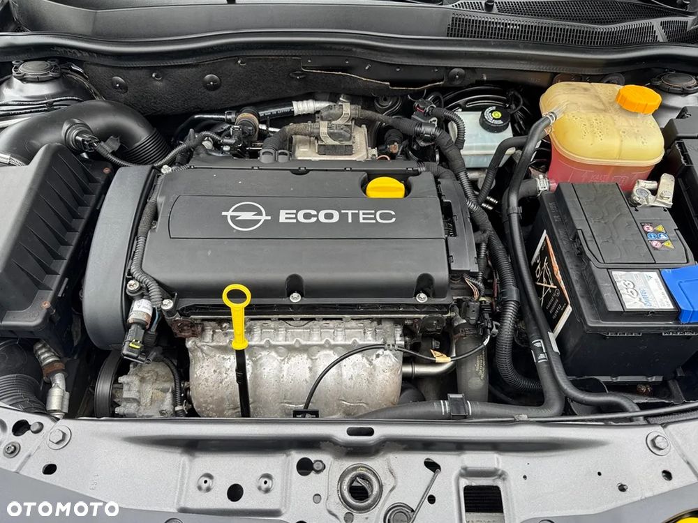 Opel Astra - 32