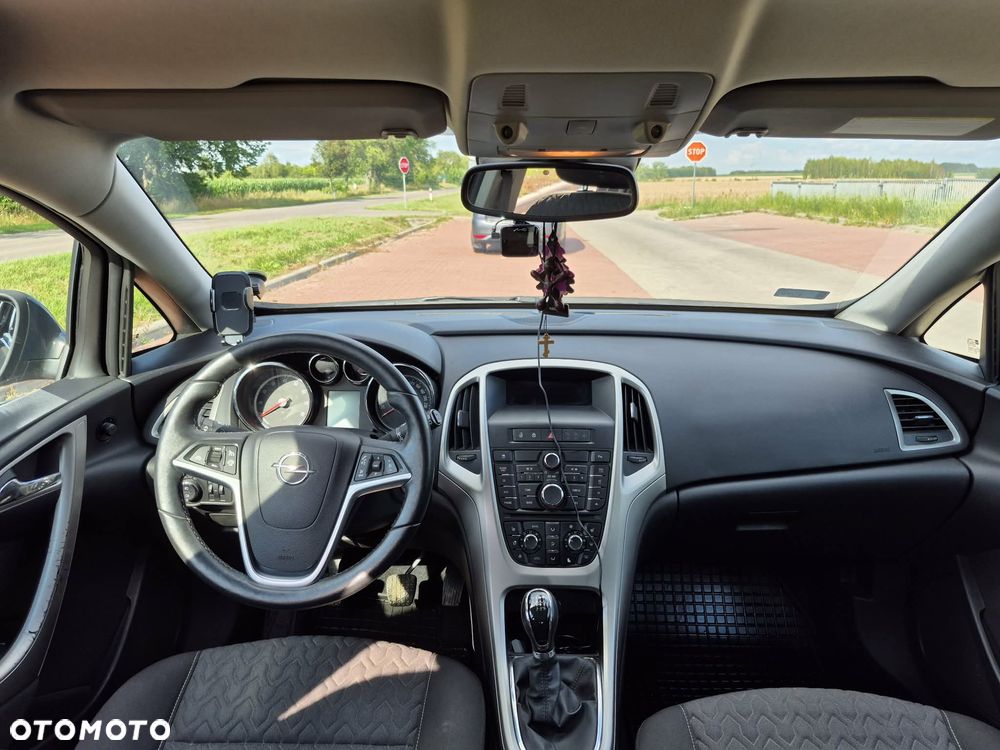 Opel Astra 1.4 Turbo - 5